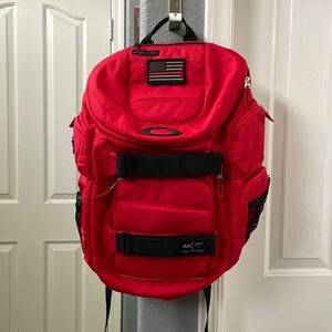 Oakley XL backpack